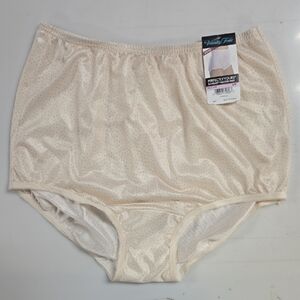 Vanity Fair Women's Perfectly Yours Brief